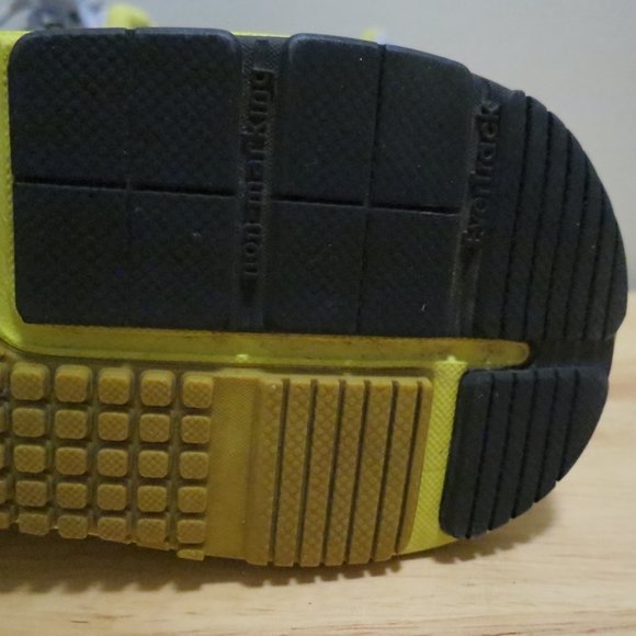 Running Shoe Men's Gray Puma US Size 10 Descendant Athletic Training - Picture 9 of 12